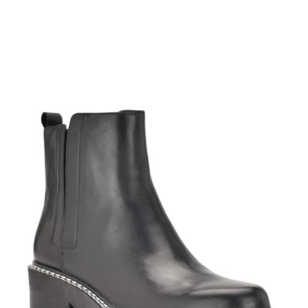 Women's Amina Lug Sole Chelsea Booties ( Size 11M)
